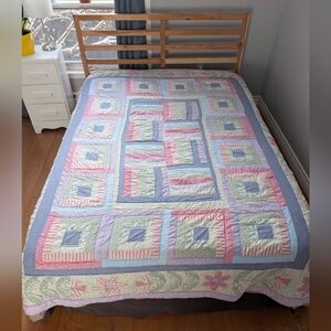 Vintage Handmade Quilt - Double/ Full Size